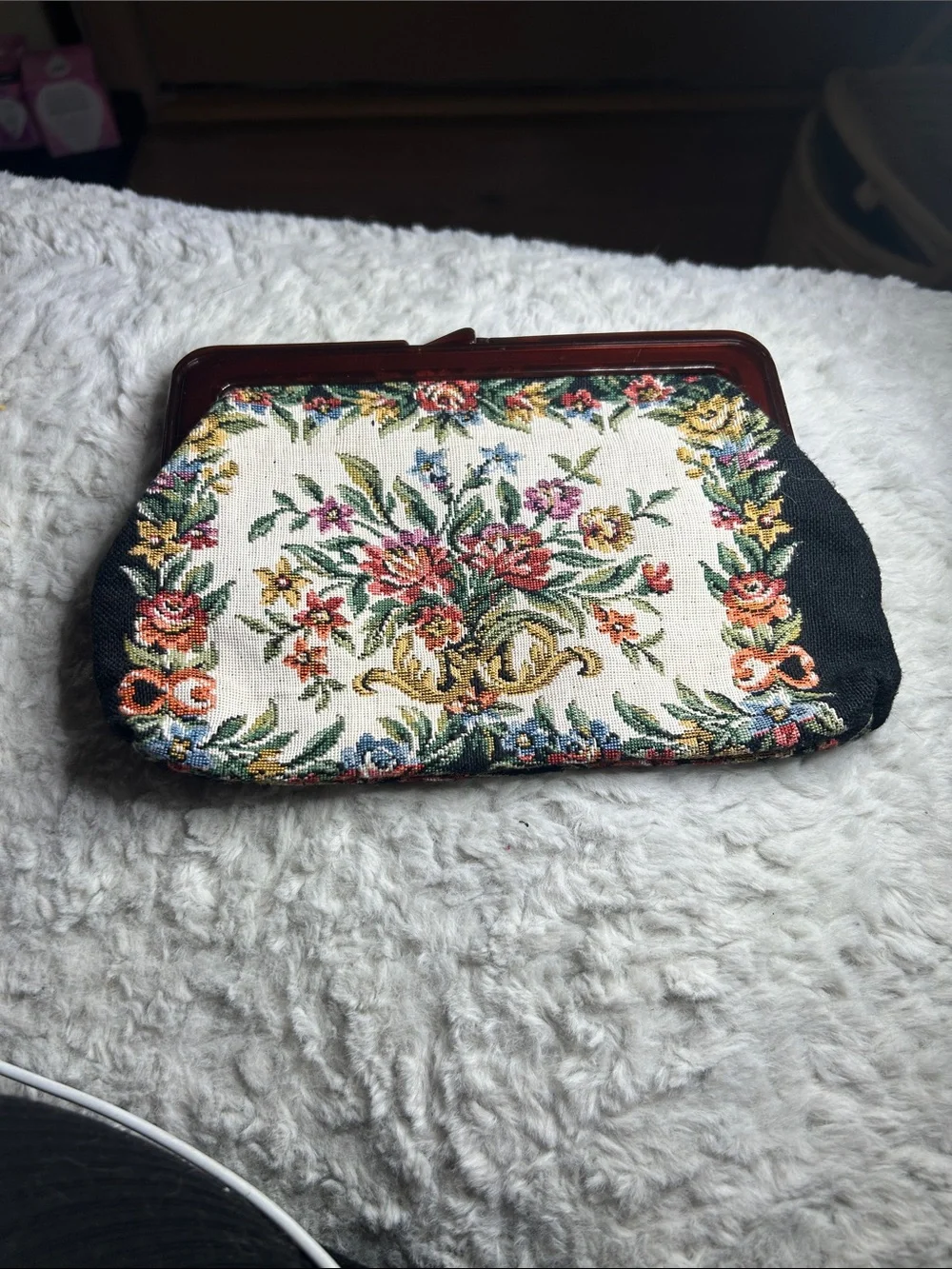 Vintage Floral Tapestry Clutch Purse - Multicolor